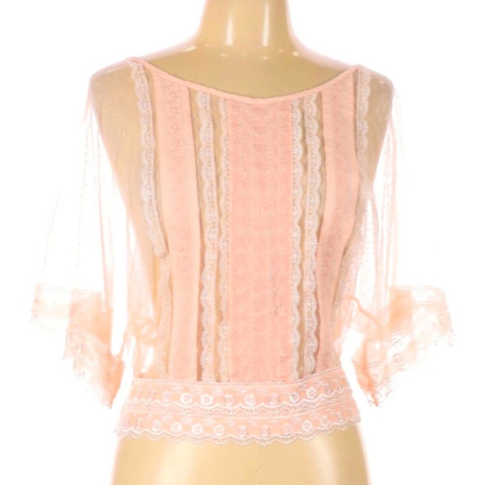 Charlotte Russe peach pink lace top size L
